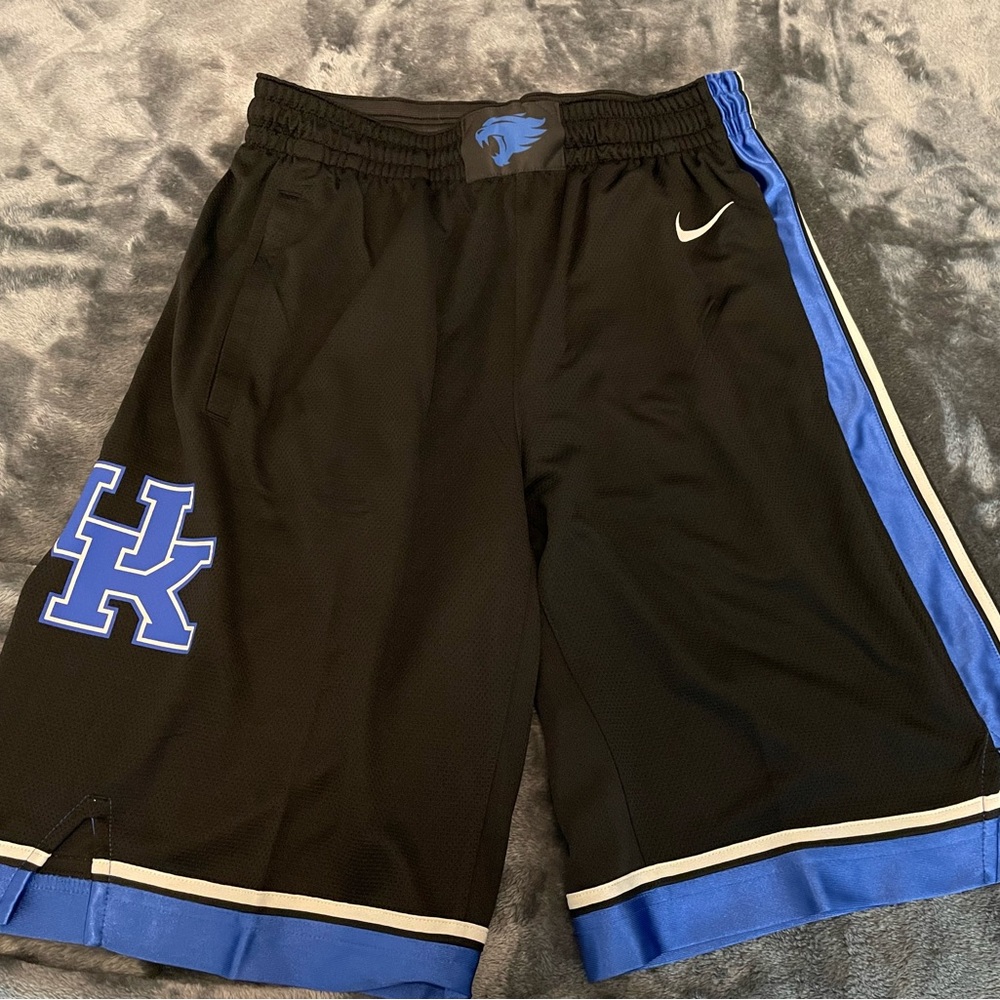 Kentucky nike basketball shorts